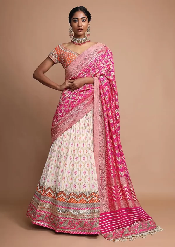 off-white-lehenga-with-bandhani-print_-weaved-design-and-heavy-gotta-work-border-online-kalki-fashion
